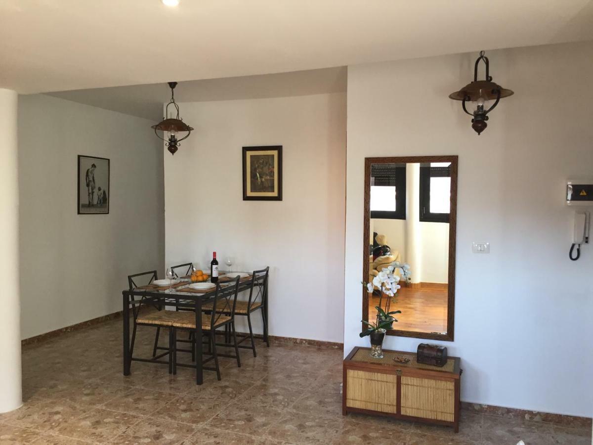 Апартаменты Apartamento Situado En El Centro De Santa Cruz Экстерьер фото