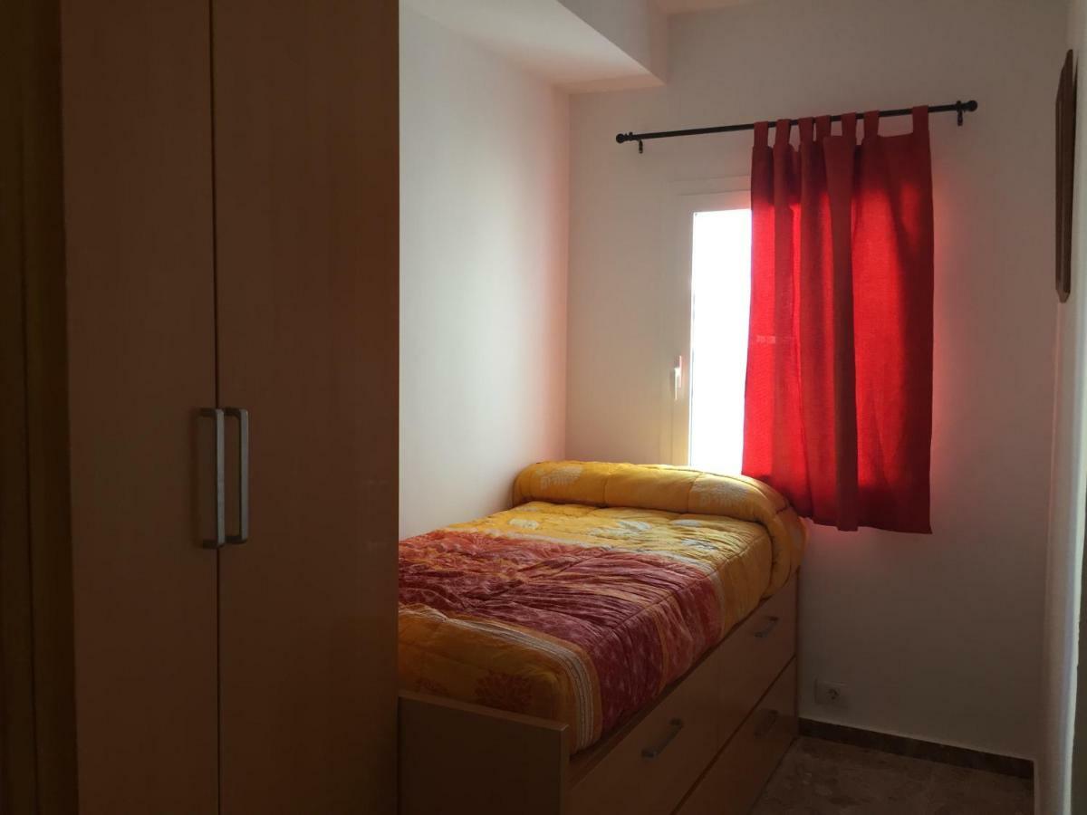Апартаменты Apartamento Situado En El Centro De Santa Cruz Экстерьер фото